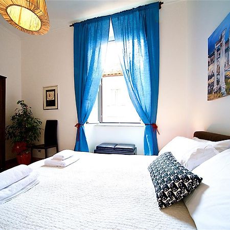 Vetrina Holidays Apartment Navona Rome Buitenkant foto