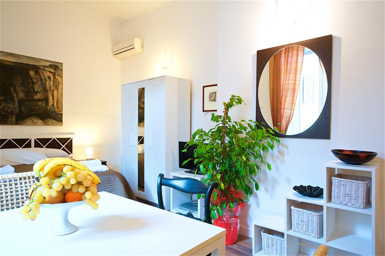 Vetrina Holidays Apartment Navona Rome Buitenkant foto